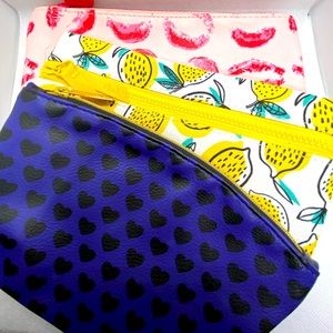 🔥 3 pc IPSY zippered bags 🔥